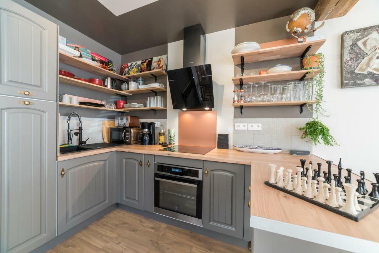 Logement Artiste Entier Centre Village Vermenton Bagian luar foto